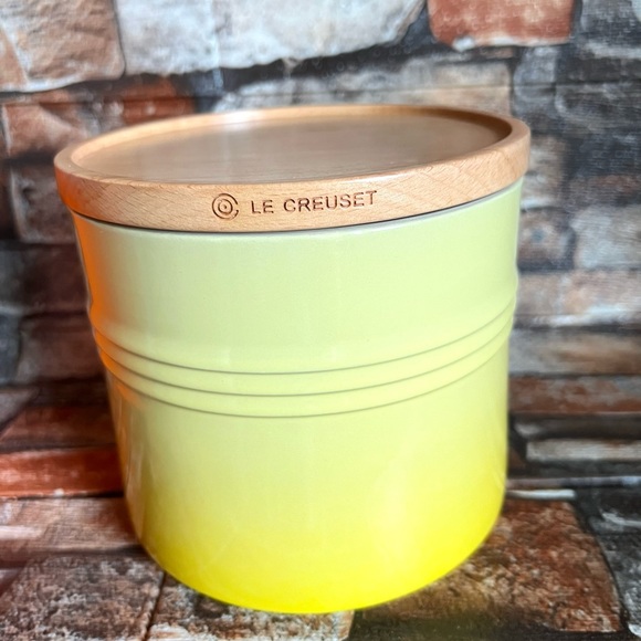 Le Creuset Kitchen Le Creuset Canister With Wood Lid Poshmark